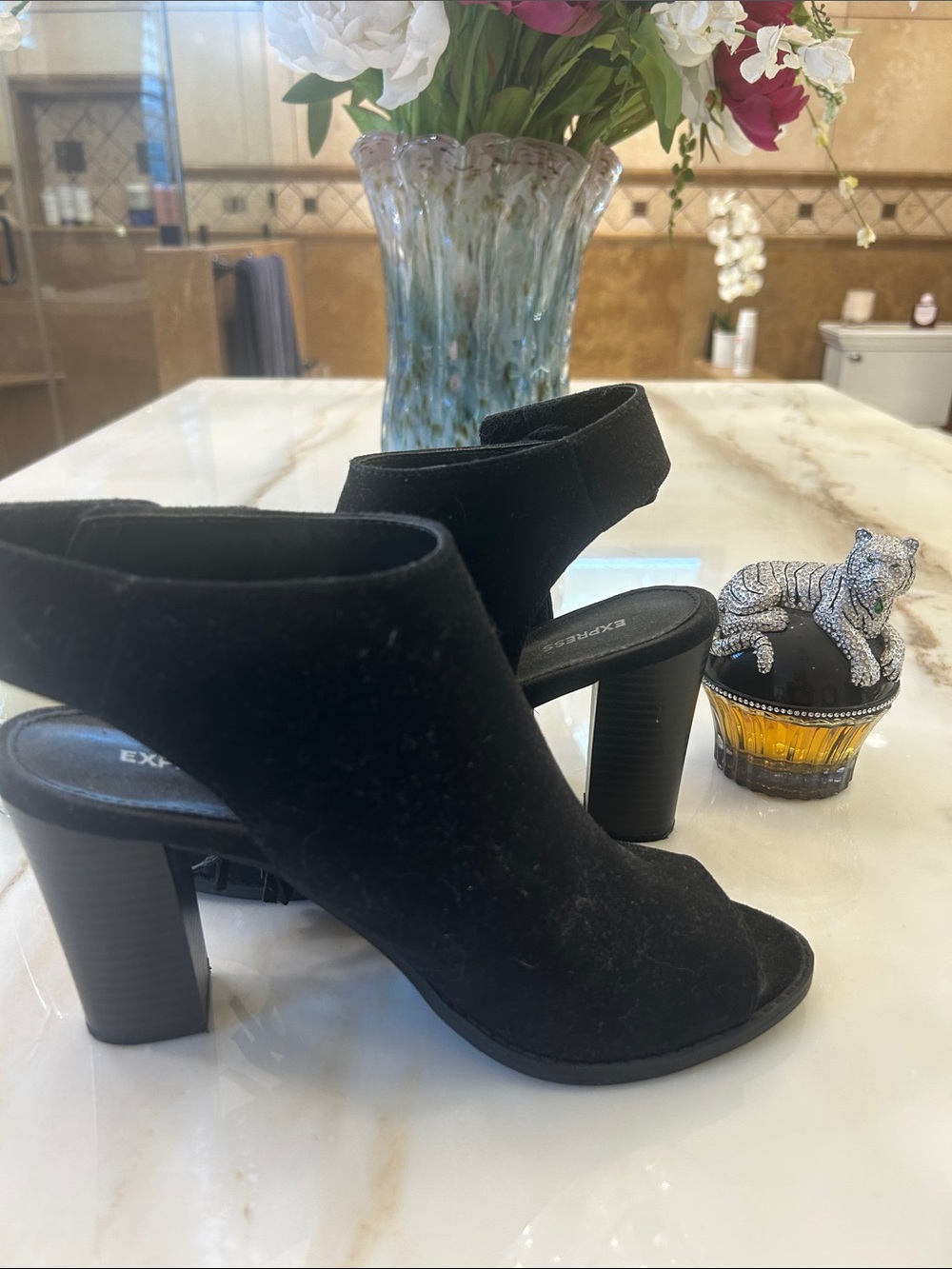 Express Black Open-Peep Toe Block Heel Sandals with Ankle Band